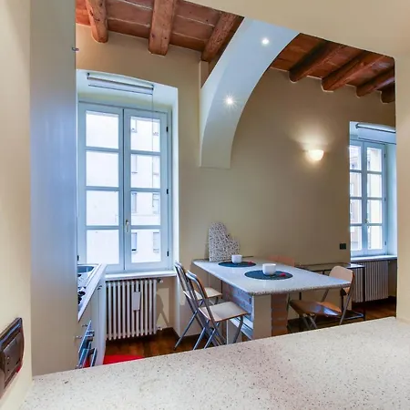 Apartment City Escape Como