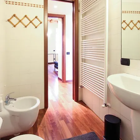 City Escape Apartman Como